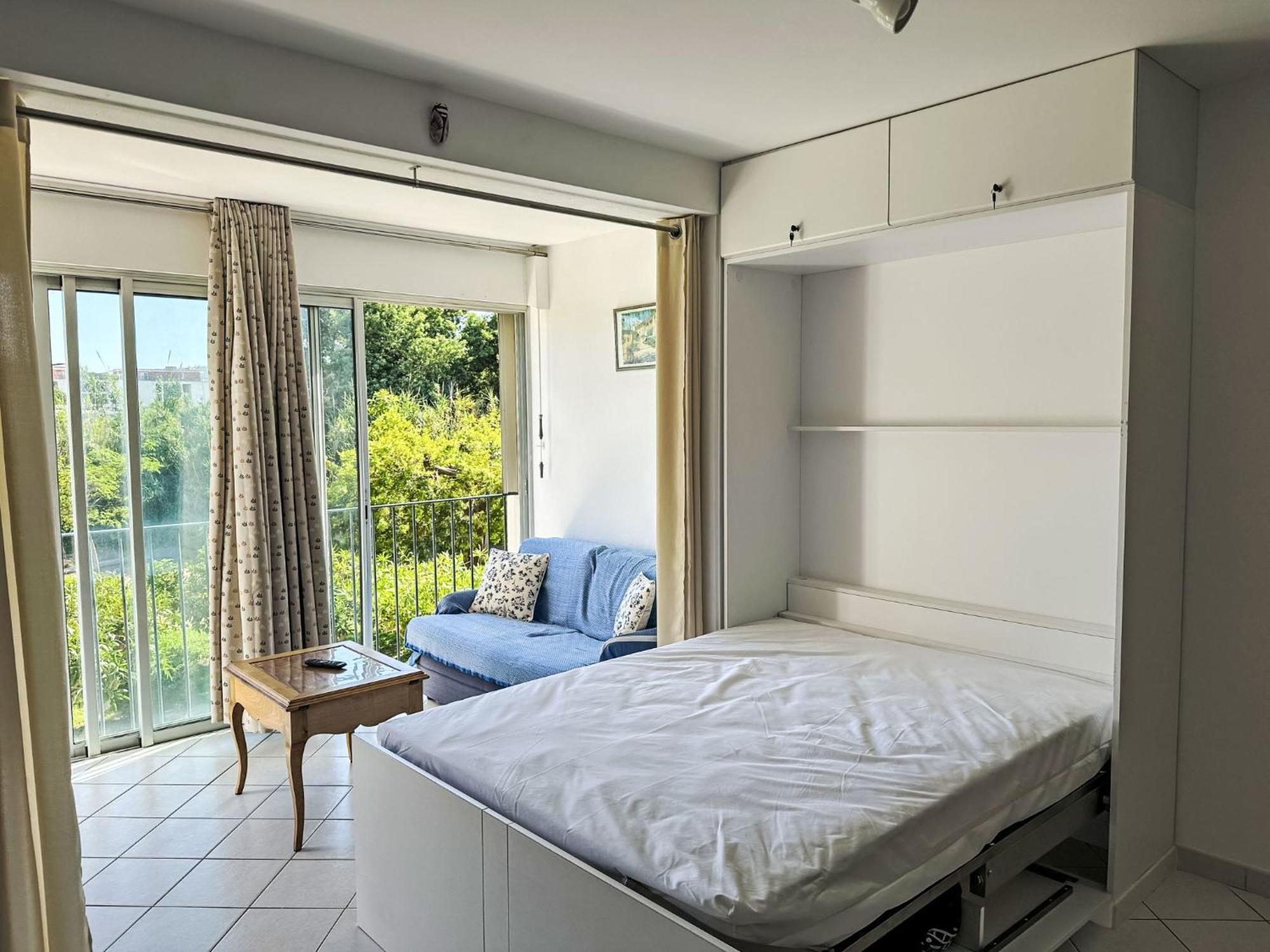 Apartment Les Roses Lauriers By Interhome Le Lavandou Buitenkant foto